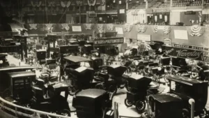 dokumentasi-new-york-auto-show-tahun-1900-1744949483547_169