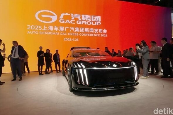 gac-pamer-hyptec-earth-konsep-mobil-listrik-station-wagon-di-shanghai-auto-show-2025-1745445540580_169